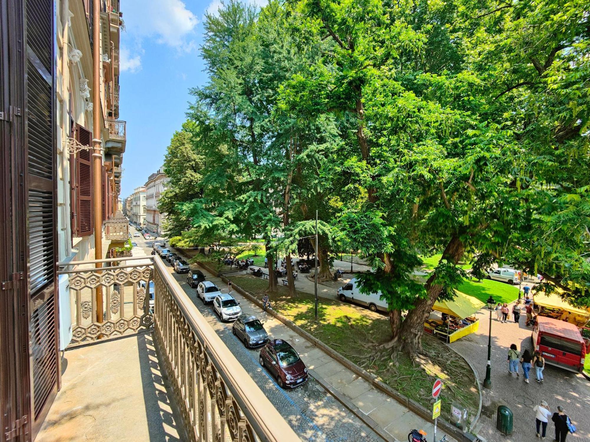 Hostdomus - La Marmora Suites Turin Exterior photo