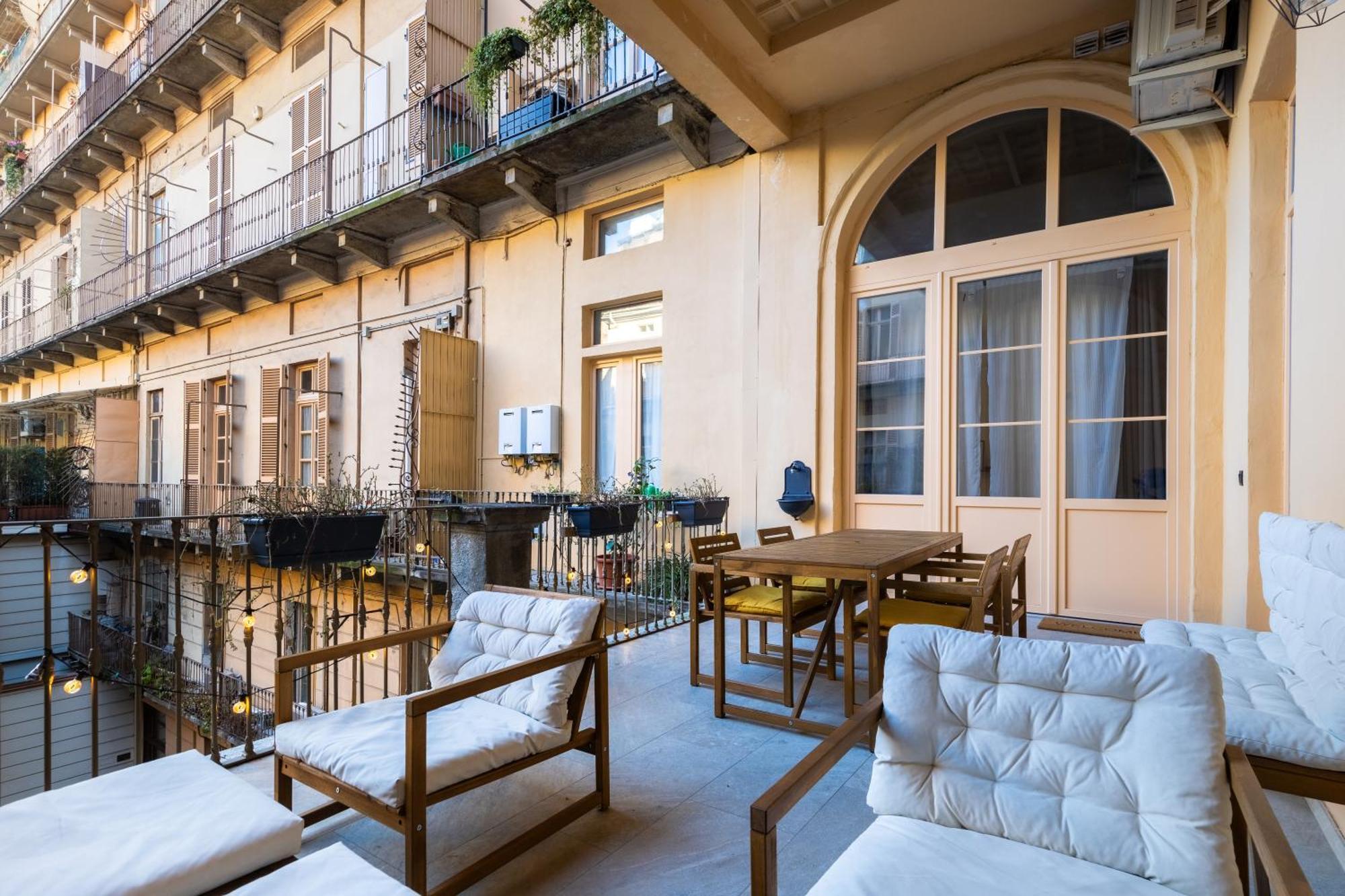 Hostdomus - La Marmora Suites Turin Exterior photo